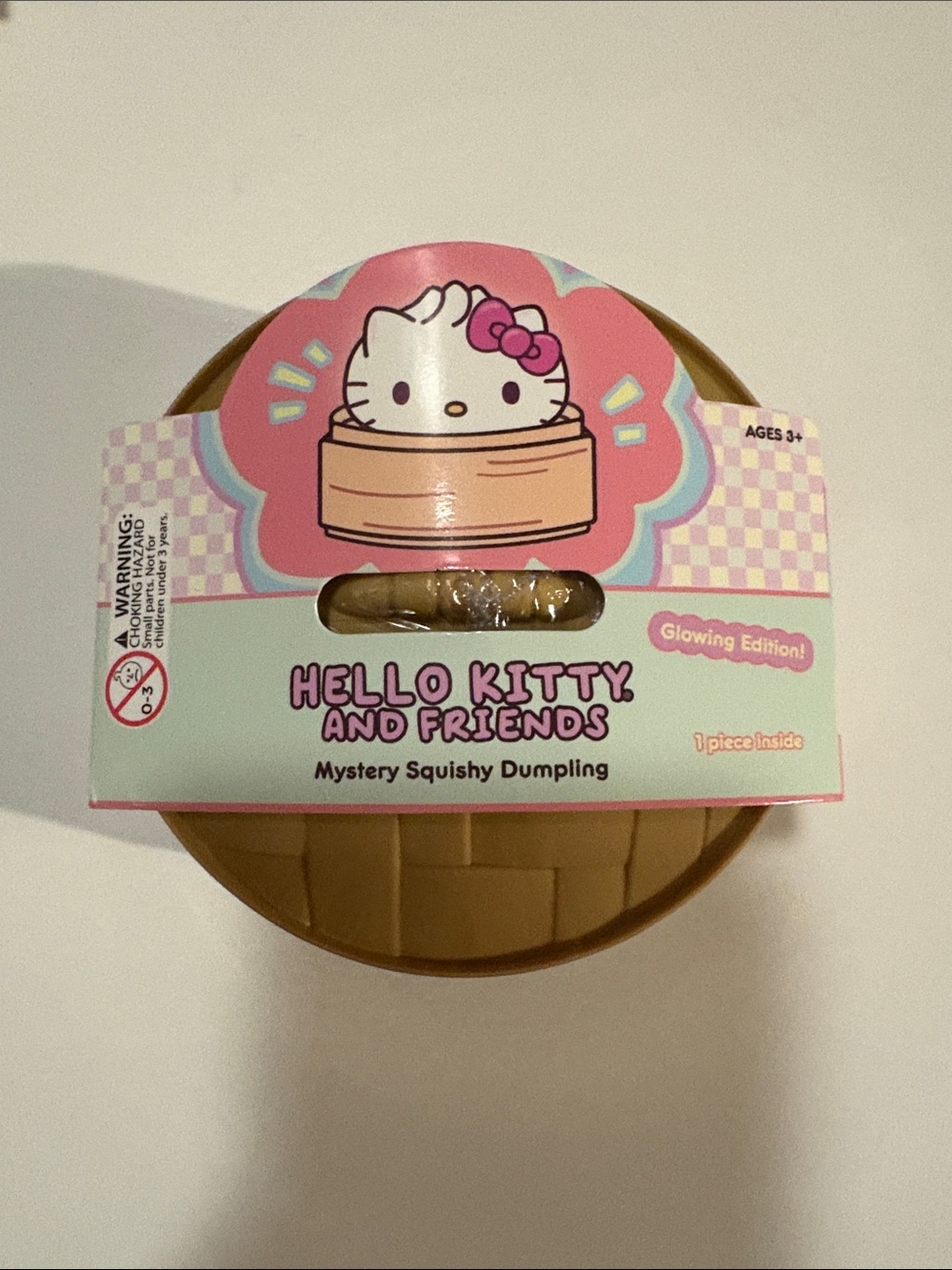 🎀 RARE Hello Kitty & Friends Mystery Squishy Dumpling Glowing Edition ✨